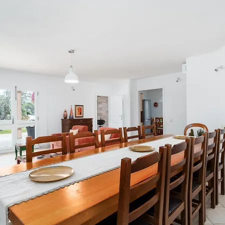 Apartment La Vela Arancione *